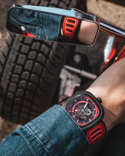 Sevenfriday P3B RacingTeam腕表红色款
