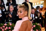 ȲHailey BieberMET GALA̺ ɫȹ