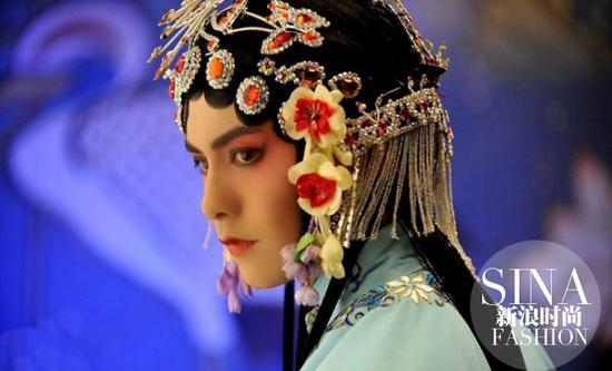 《怪侠一枝梅》马天宇戏剧造型