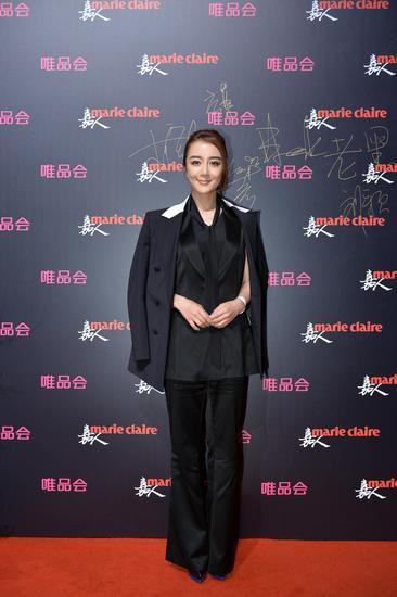 演员李依晓出席2015嘉人美妆百大赏