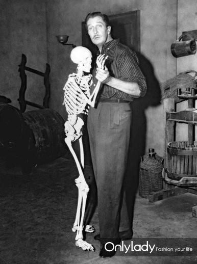 18. HOUSE ON HAUNTED HILL(1959)