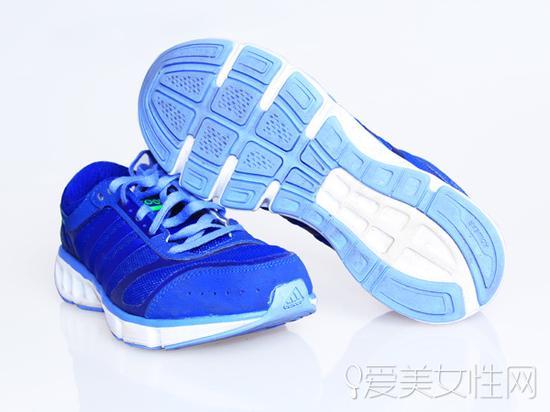 运动装备