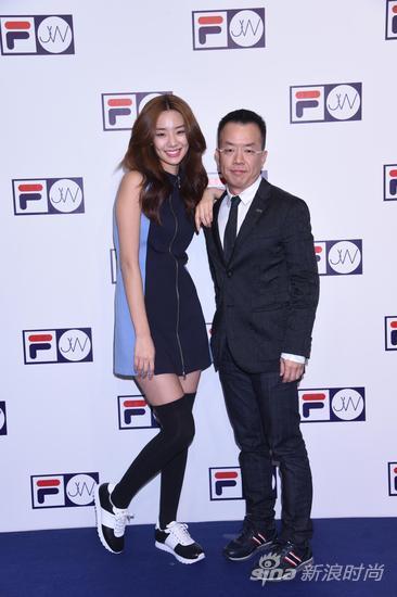 韩国超模兼演员Stephanie Lee小姐、FILA中国总裁姚伟雄先生