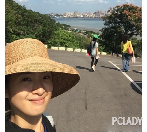 曾经圆嘟嘟的婴儿肥现在已经快要消失不见啦