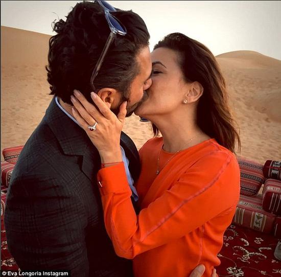 Eva Longoria宣布和男友Jose Antonio Baston订婚