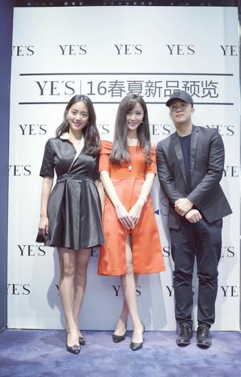 90后人气小花旦谢佳妤甜美来袭