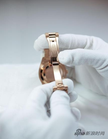 最终质量控制©Rolex