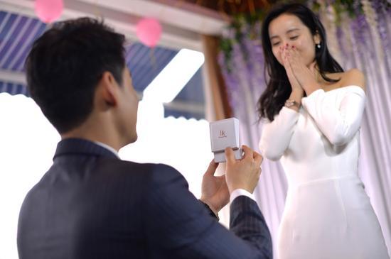 《花千骨》东华上仙求婚吕一