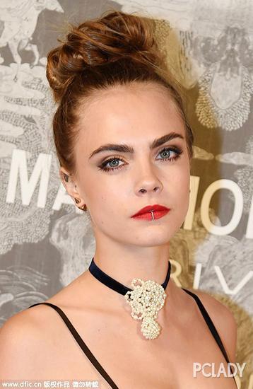 卡拉·迪瓦伊(Cara Delevingne)