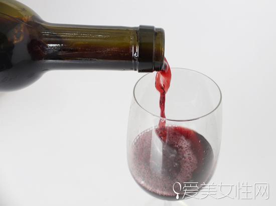 喝葡萄酒减肥?