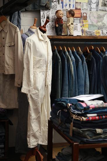 Vintage Showroom中收藏的Lee第一条连身工装服