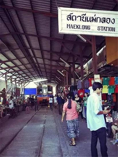 美功铁道市场