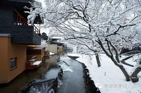 水边的虹夕诺雅