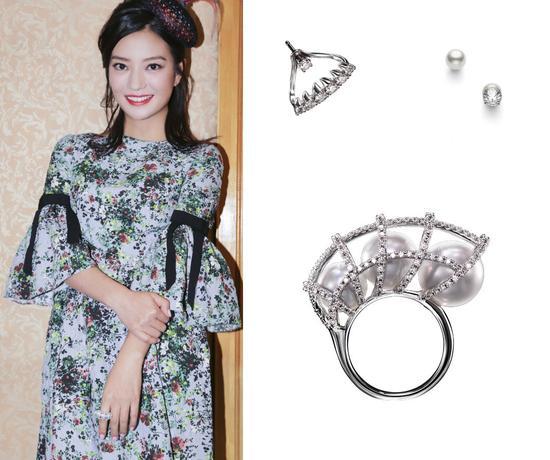 (赵薇佩戴TASAKI turban shell戒指,TASAKI gulper耳环, TASAKI refined rebellion signature 耳环)