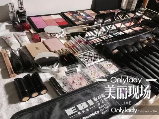 春楠老师的化妆台