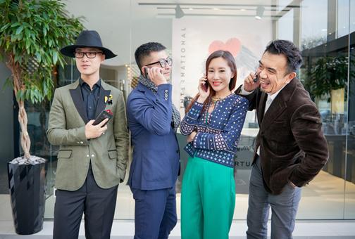 从左到右潮人徐峰立、Catwalk、手边巴黎和顾江
