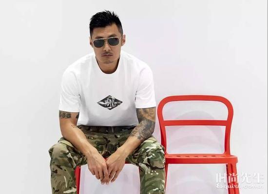 余文乐 迷彩裤