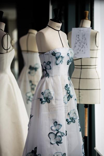 刘亦菲Dior迪奥高级订制礼服制作试装花絮