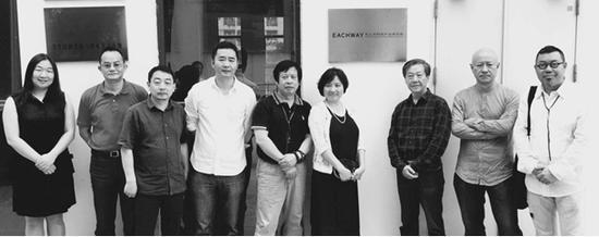 专家团队共同为艺之卉时尚产业研究院揭幕