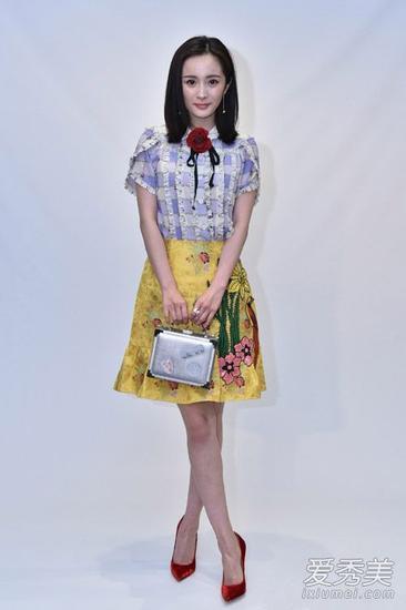 杨幂穿Gucci站台