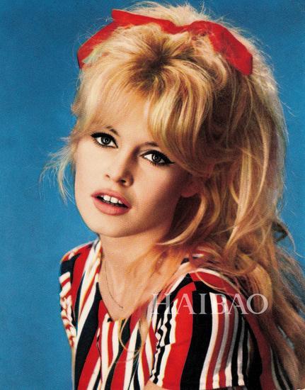 碧姬·芭铎 (Brigitte Bardot) 八字刘海