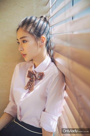 Angelababy《微微一笑很倾城》写真