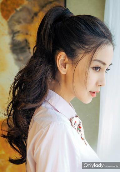 贝微微Angelababy的高马尾 真女神发型标配!
