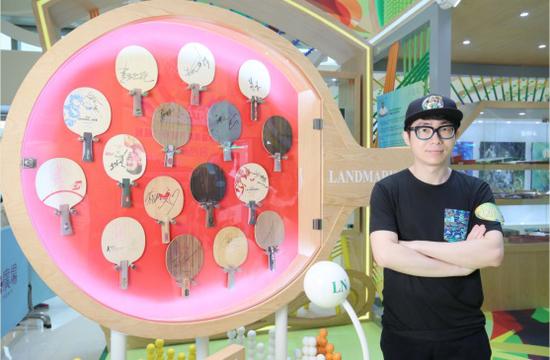 独家首度展出全球仅两块惊世乒乓球拍 19世纪经典球拍和球坛巨星签名球拍珍藏