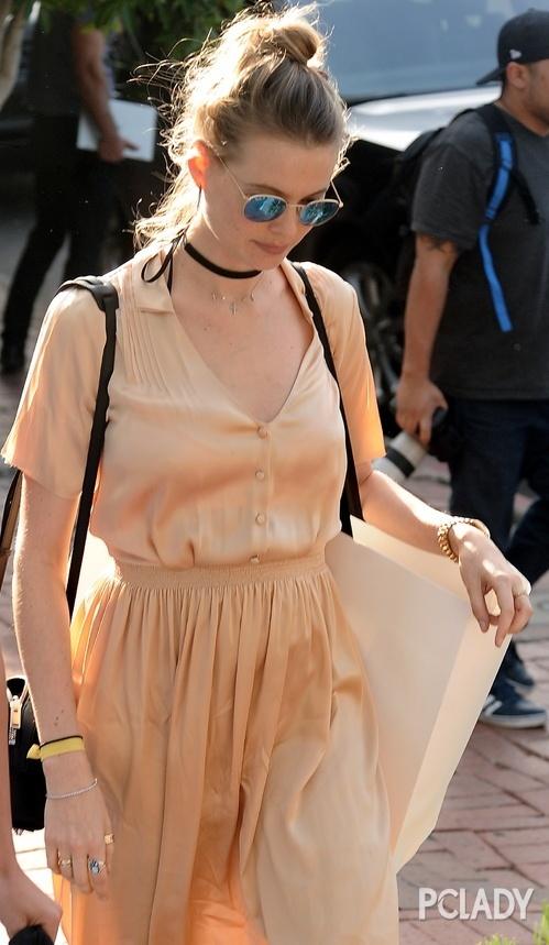 Behati Prinsloo