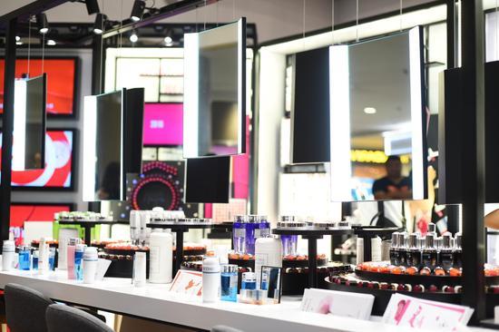 Lancome兰蔻全国首家概念快闪店 内部陈列
