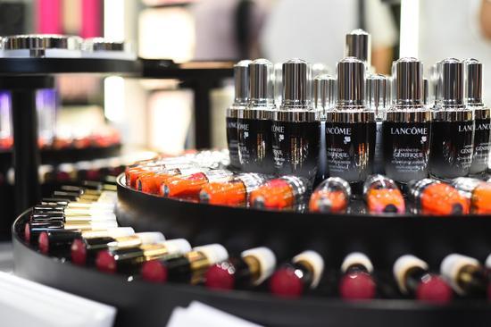 Lancome兰蔻全国首家概念快闪店 内部陈列