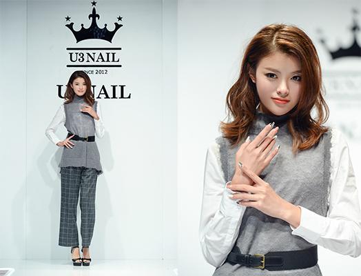 模特展示办公室简约OL风美甲