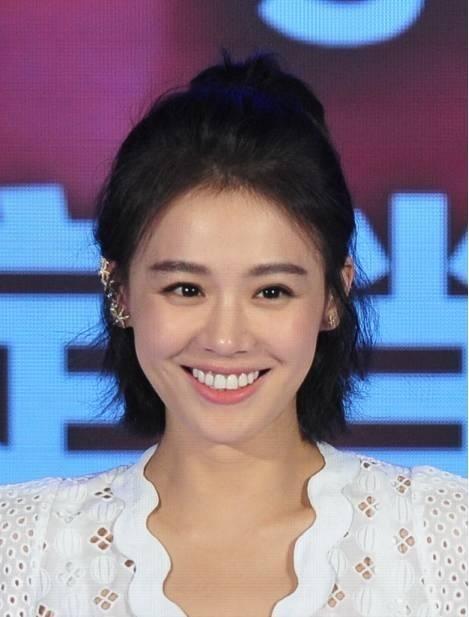 马思纯