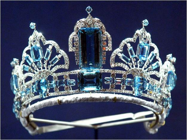 巴西海蓝宝王冠 (The Brazilian Aquamarine Parure)