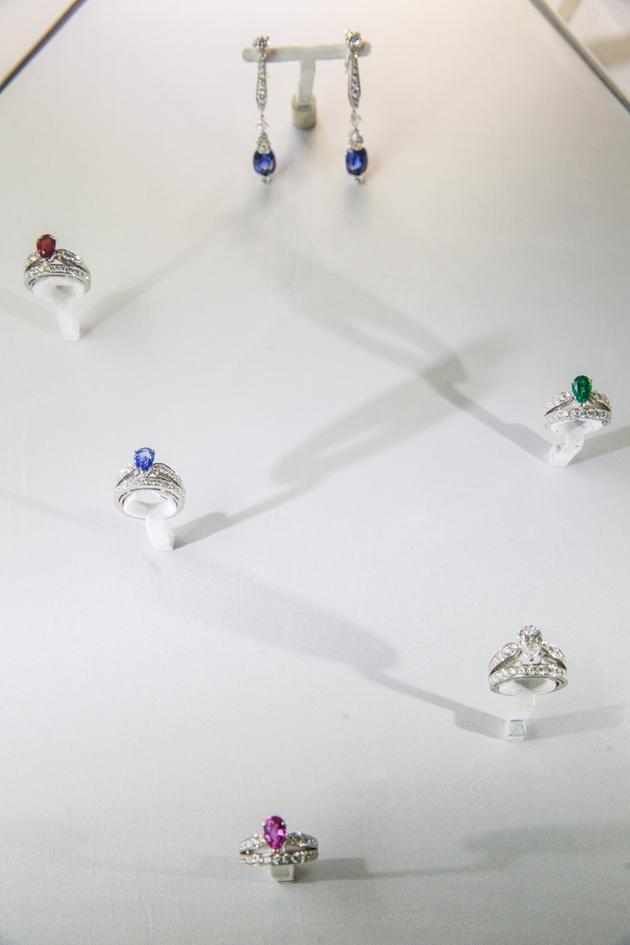 CHAUMET Josephine 加冕·爱 朝露·晨曦 戒指、耳环