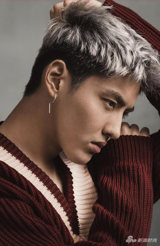 Burberry“THE KRIS WU EDIT 吴亦凡时尚特辑”