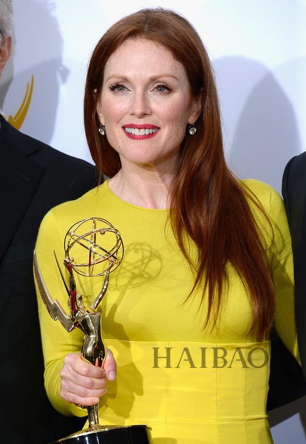 朱丽安·摩尔 (Julianne Moore)