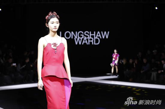英国品牌LONGSHAW WARD开幕秀