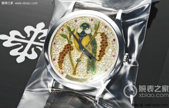 百达翡丽5077P非常稀有的百达翡丽珐琅表,不论在拍卖上还是民间市场上,极偶然可以看到一只,总之我没见过二手。