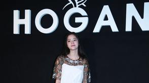 欧阳娜娜清纯白裙