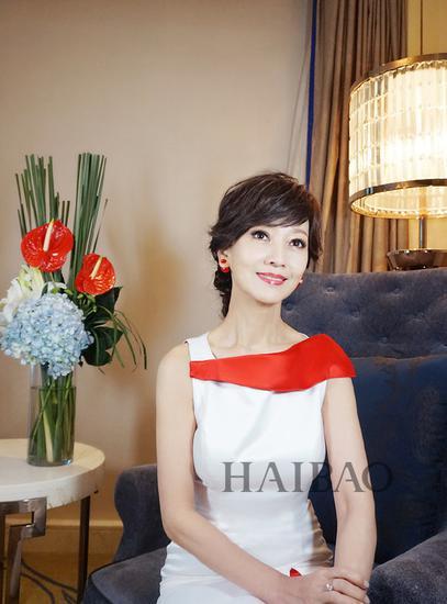 赵雅芝美颈
