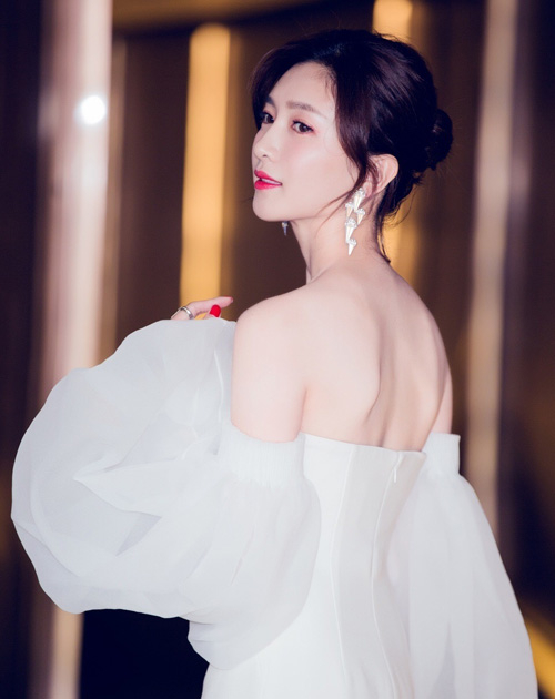 江疏影(图片来源:江疏影 新浪微博)