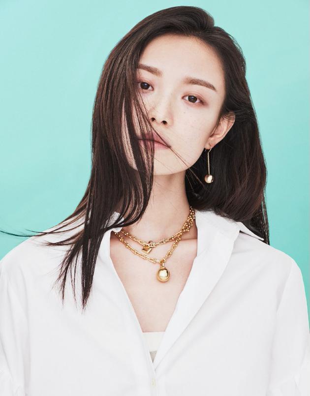蒂芙尼中国区品牌形象大使倪妮佩戴全新Tiffany HardWear™系列珠宝