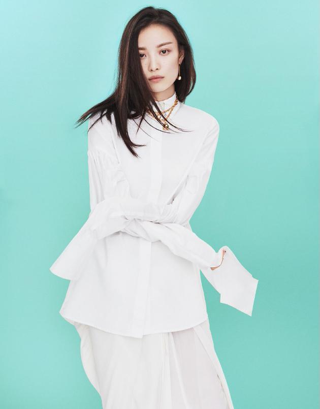蒂芙尼中国区品牌形象大使倪妮佩戴全新Tiffany HardWear™系列珠宝