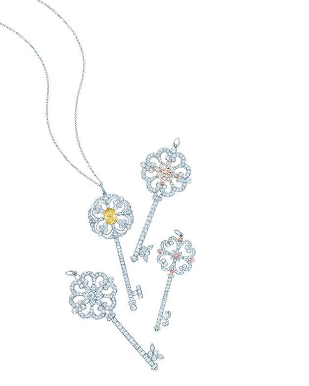 Tiffany & Co.蒂芙尼Enchant系列铂金镶钻钥匙吊坠
