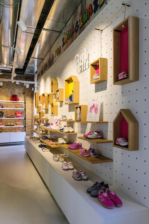 GEOX全新X store概念店