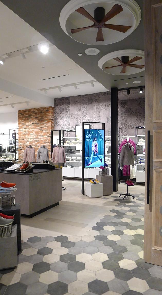 GEOX全新X store概念店