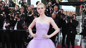 范宁少女感十足