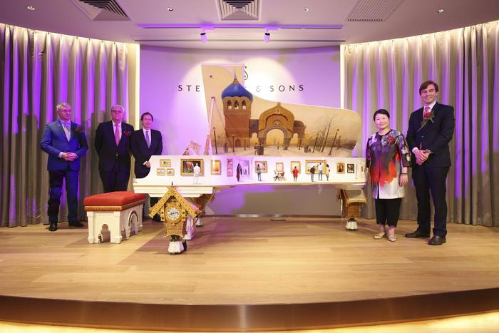 施坦威艺术外壳钢琴“图画展览会”