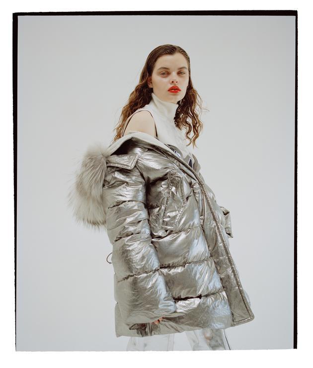 盟可睐MONCLER 2017秋冬系列-月光踪迹宣传图2